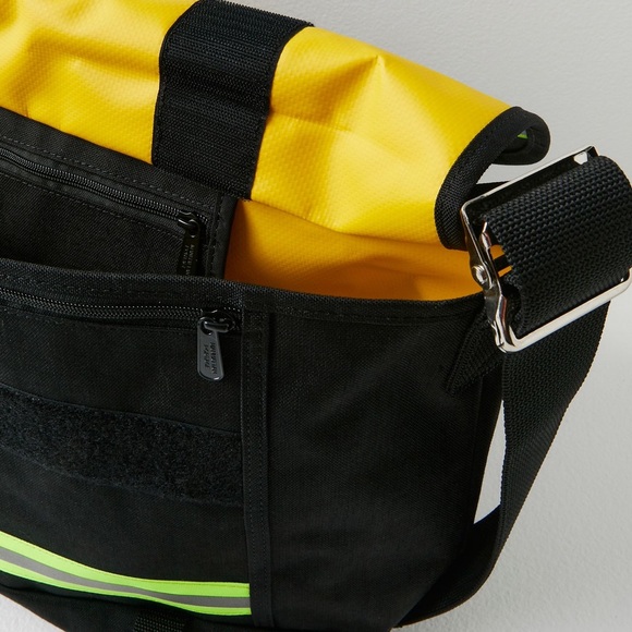 Manhattan Portage  Manhattan Portage Pro Bike
Messenger Bag